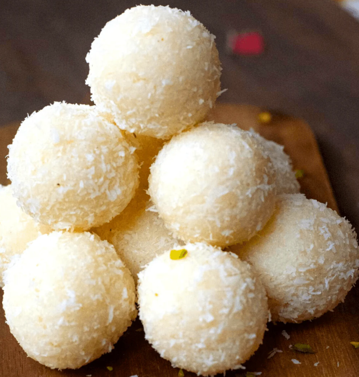 Coconut Ladoo |200 G | DESIE CRAVINGS